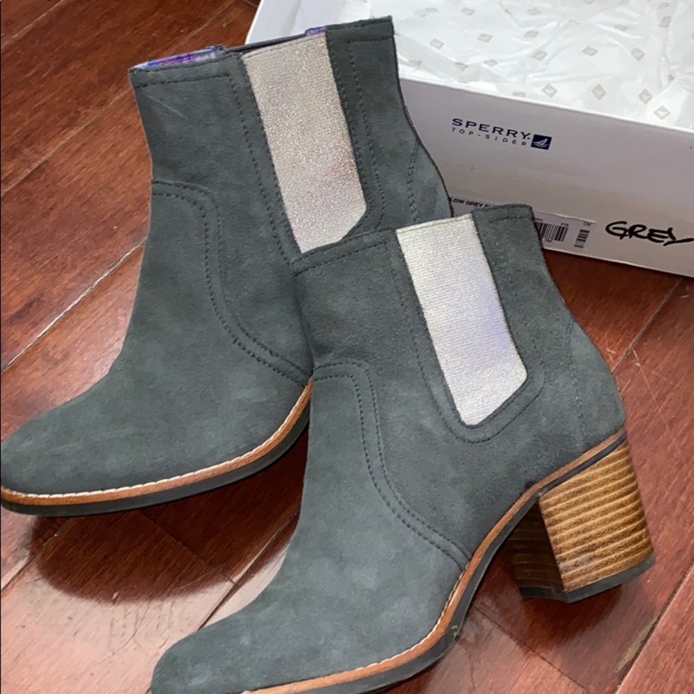 New boots really nice color